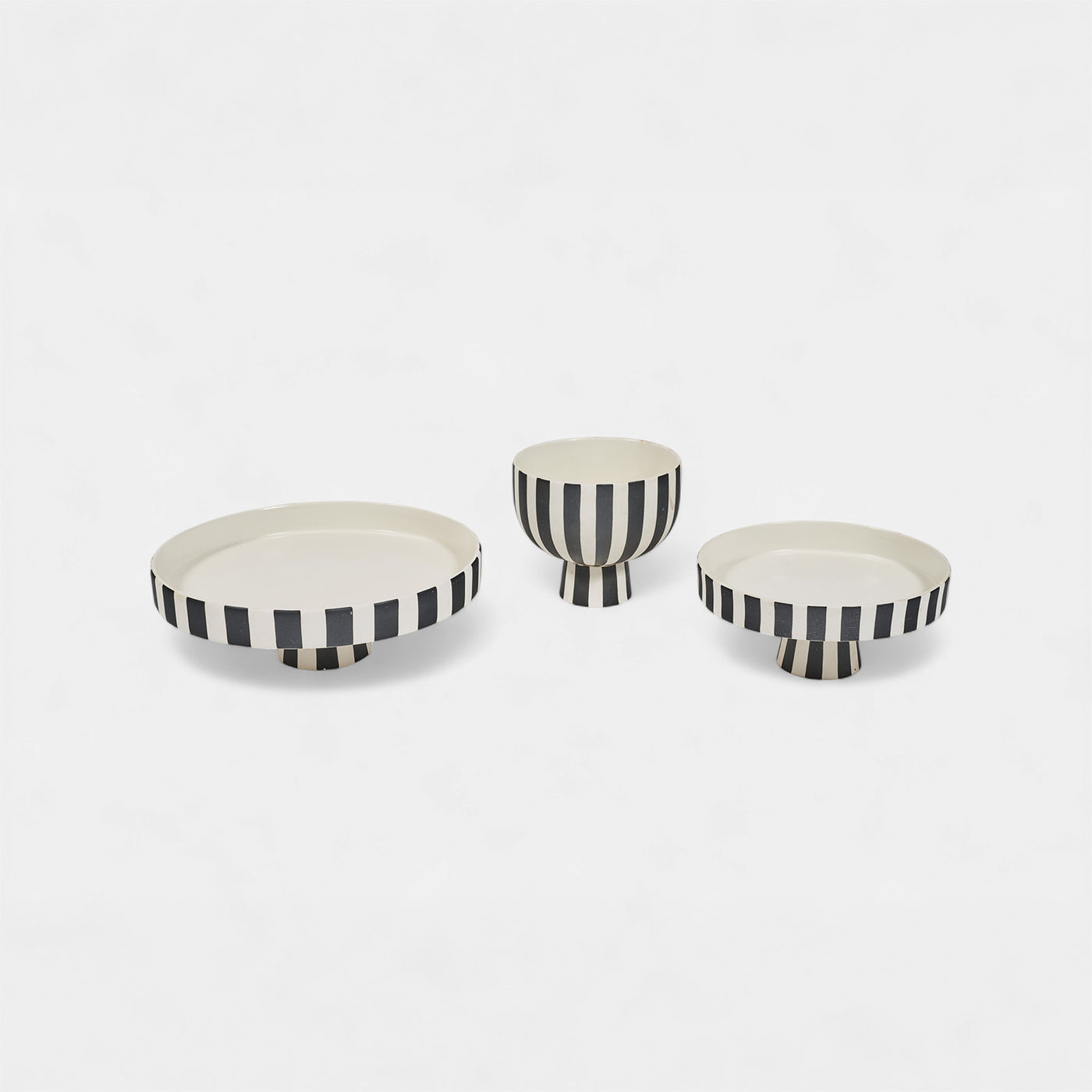 Ceramic Tray Striped Black/White