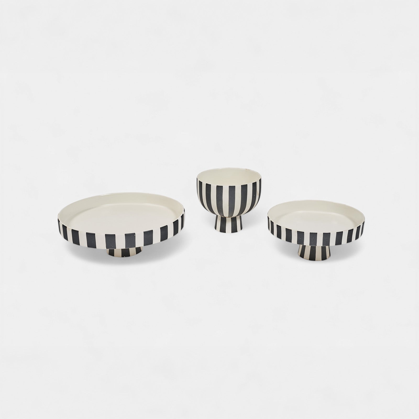 Ceramic Tray Striped Black/White