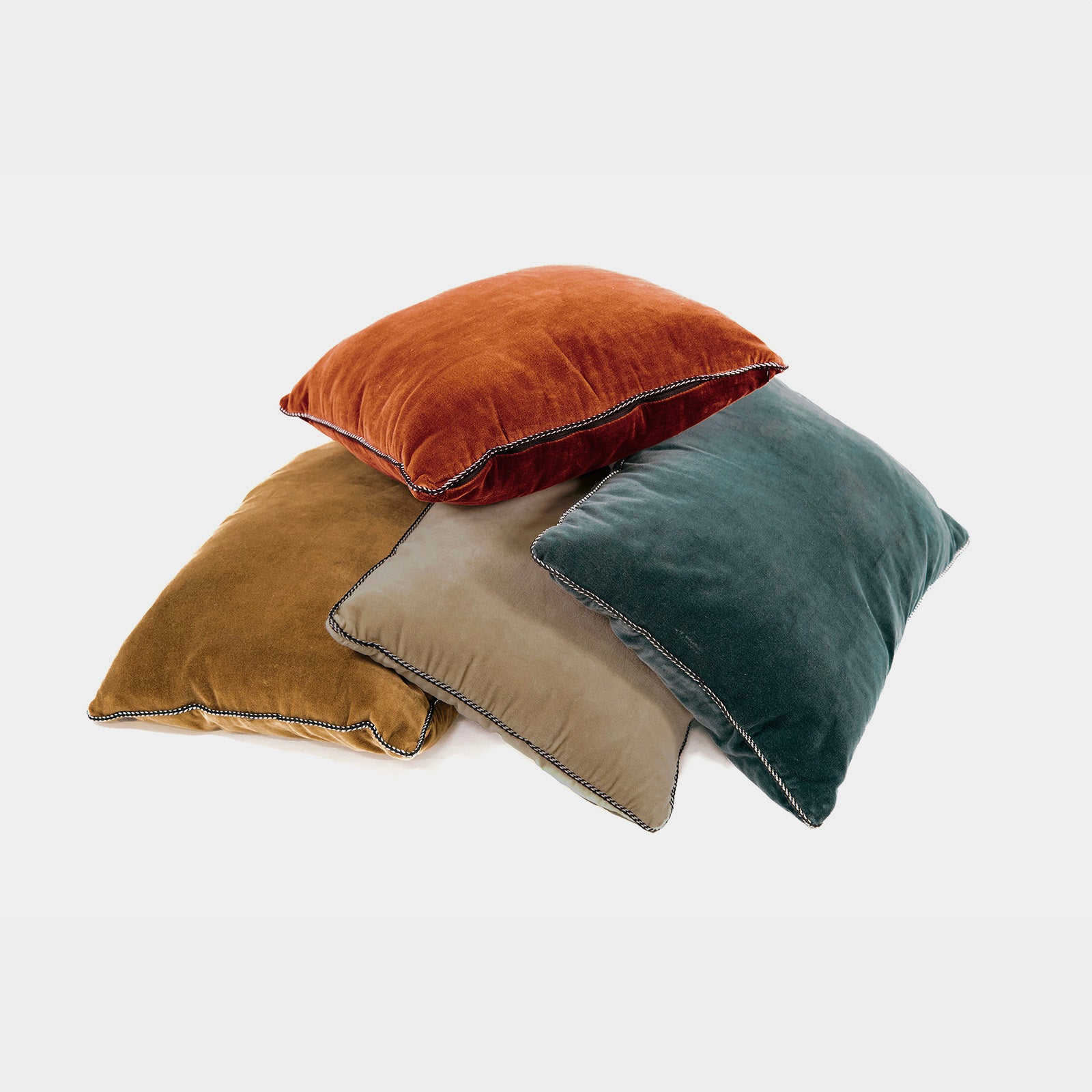 Velvet cushion w/ rolled hem colour mix