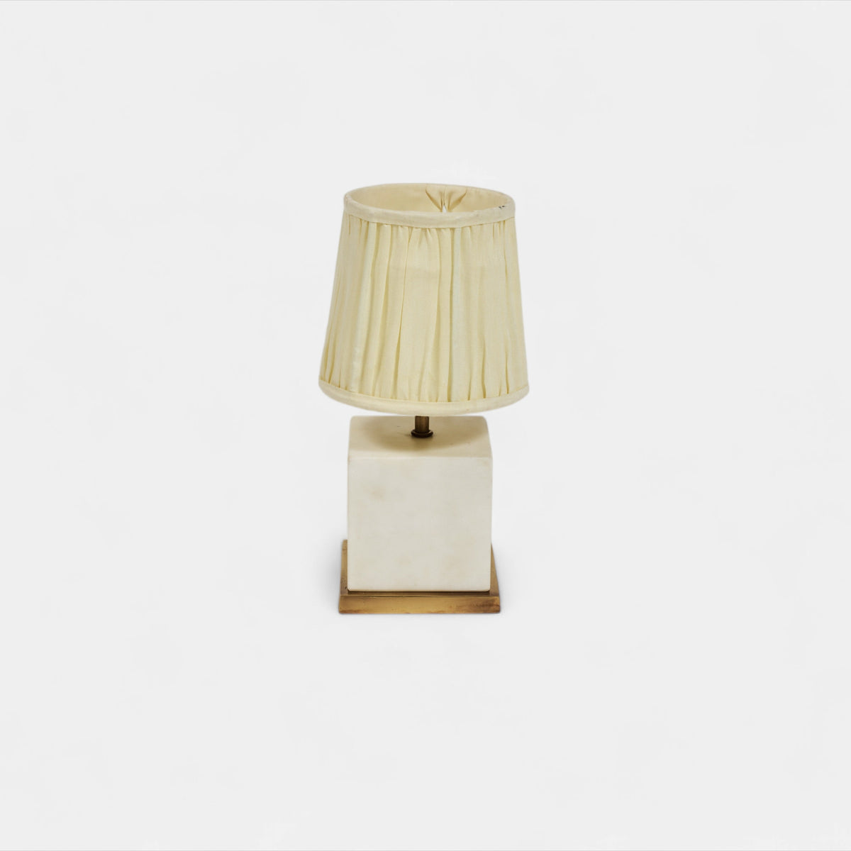 Striped Red/white lamp shade