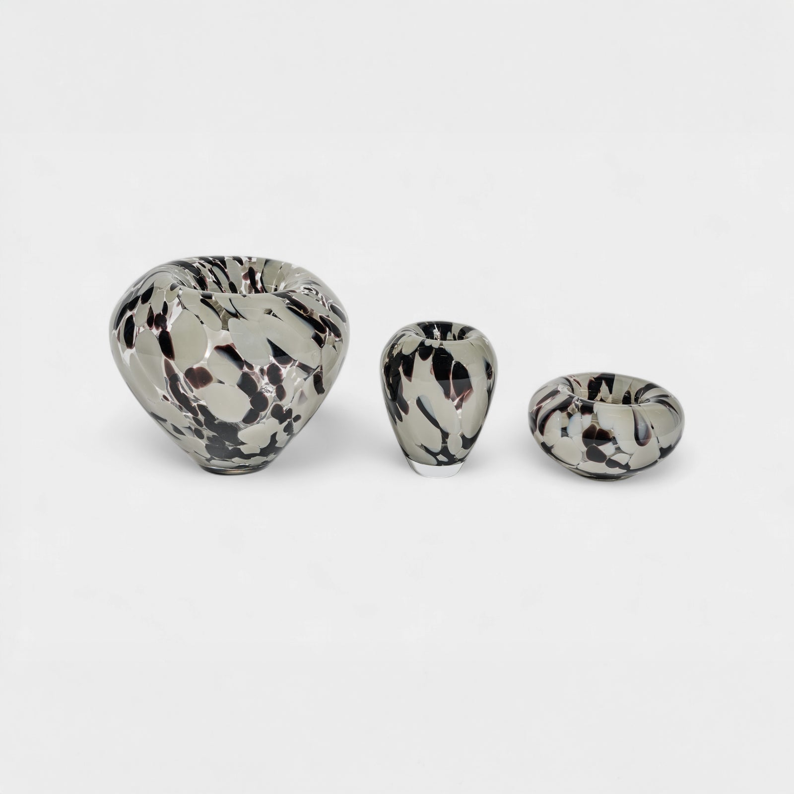 Maculato Vase, Black/White
