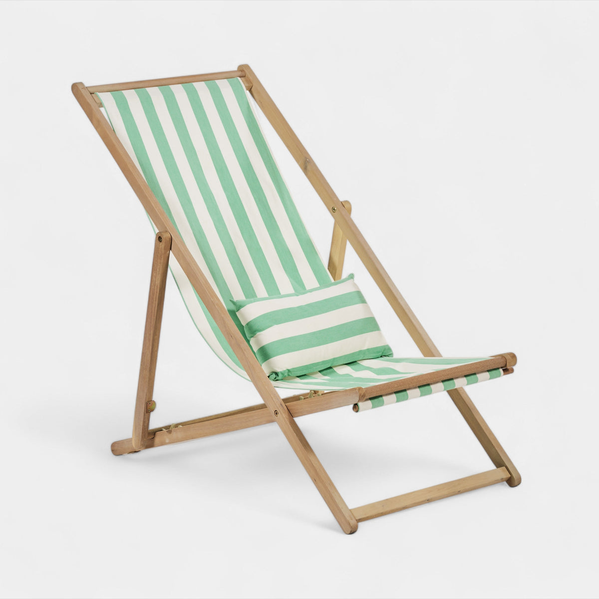 Beach Chair Green/white stripe w/ cushion