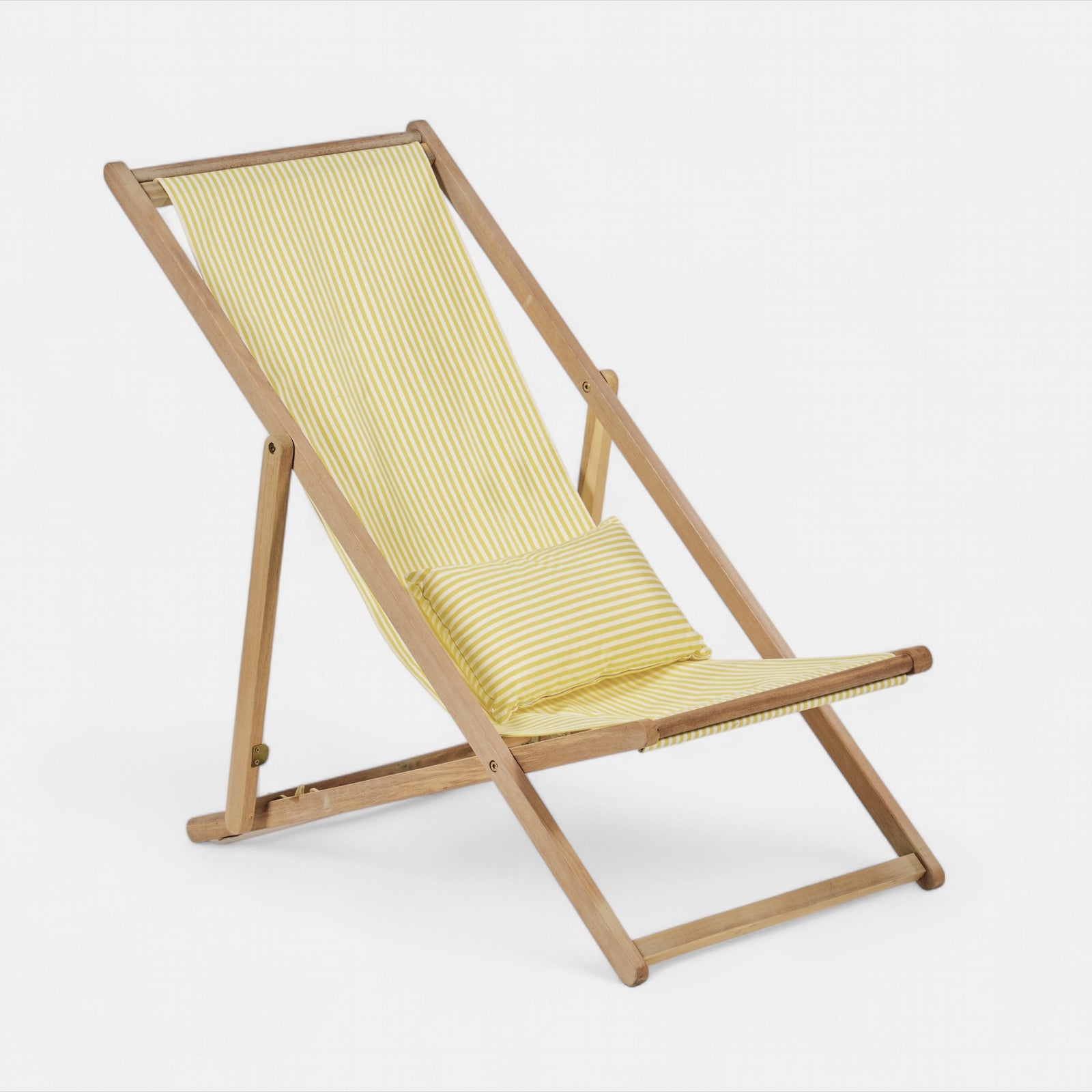 Beach Chair Yellow/white stripe w/ cushion