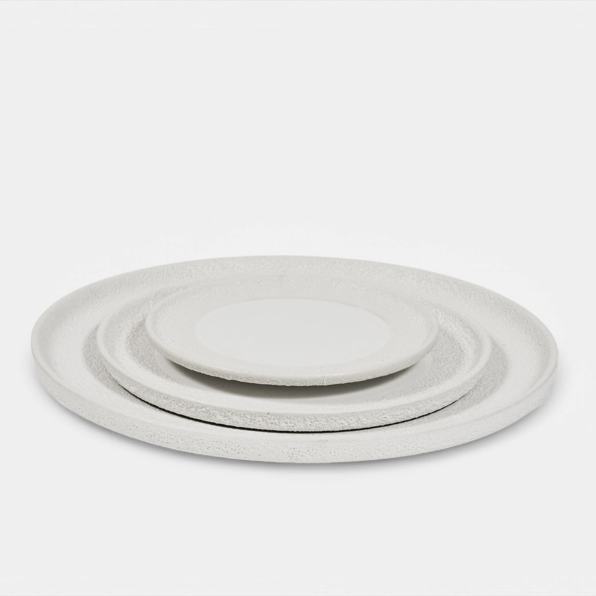 White Vulcanic Plate - Small trim - S
