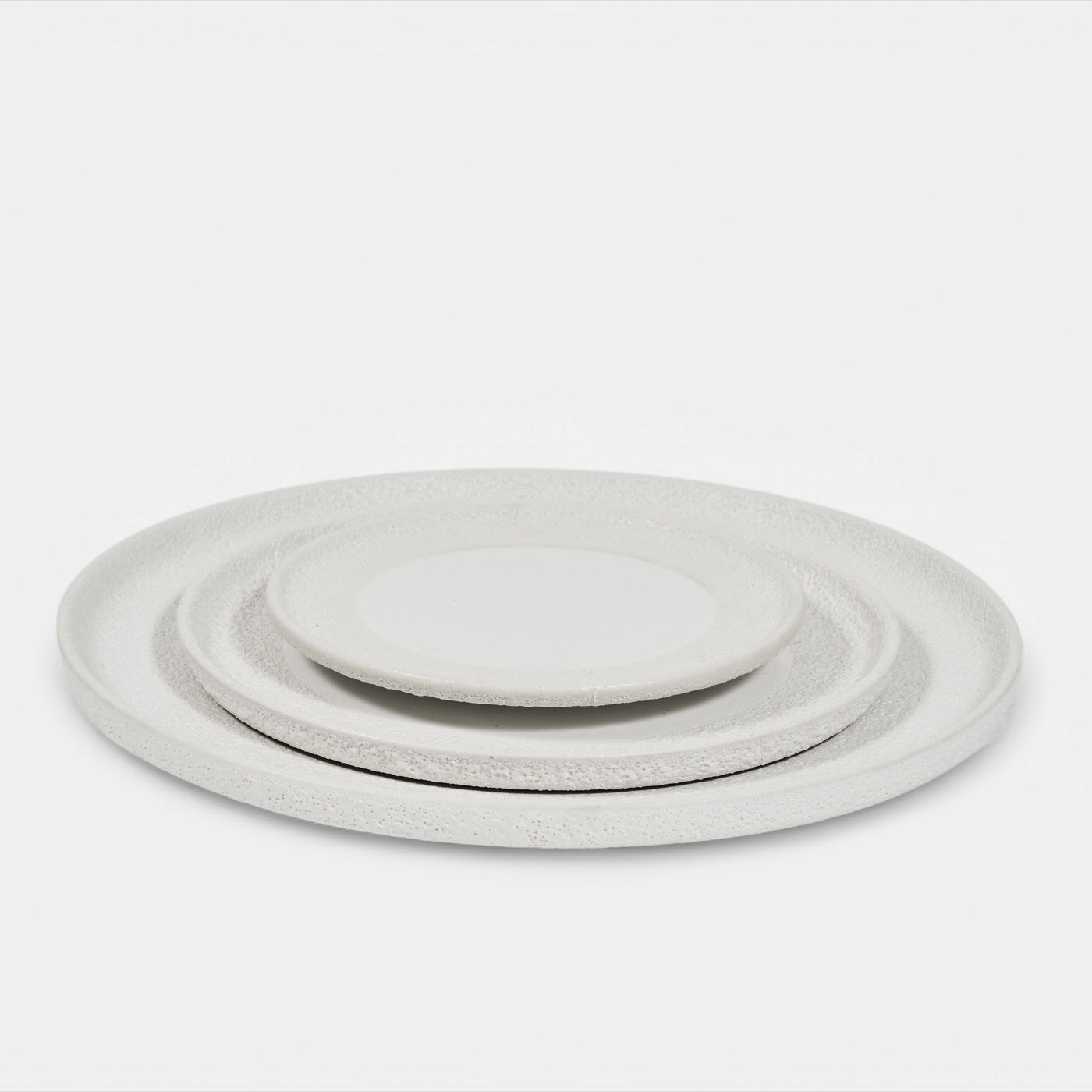 White Vulcanic Plate - Small trim - S