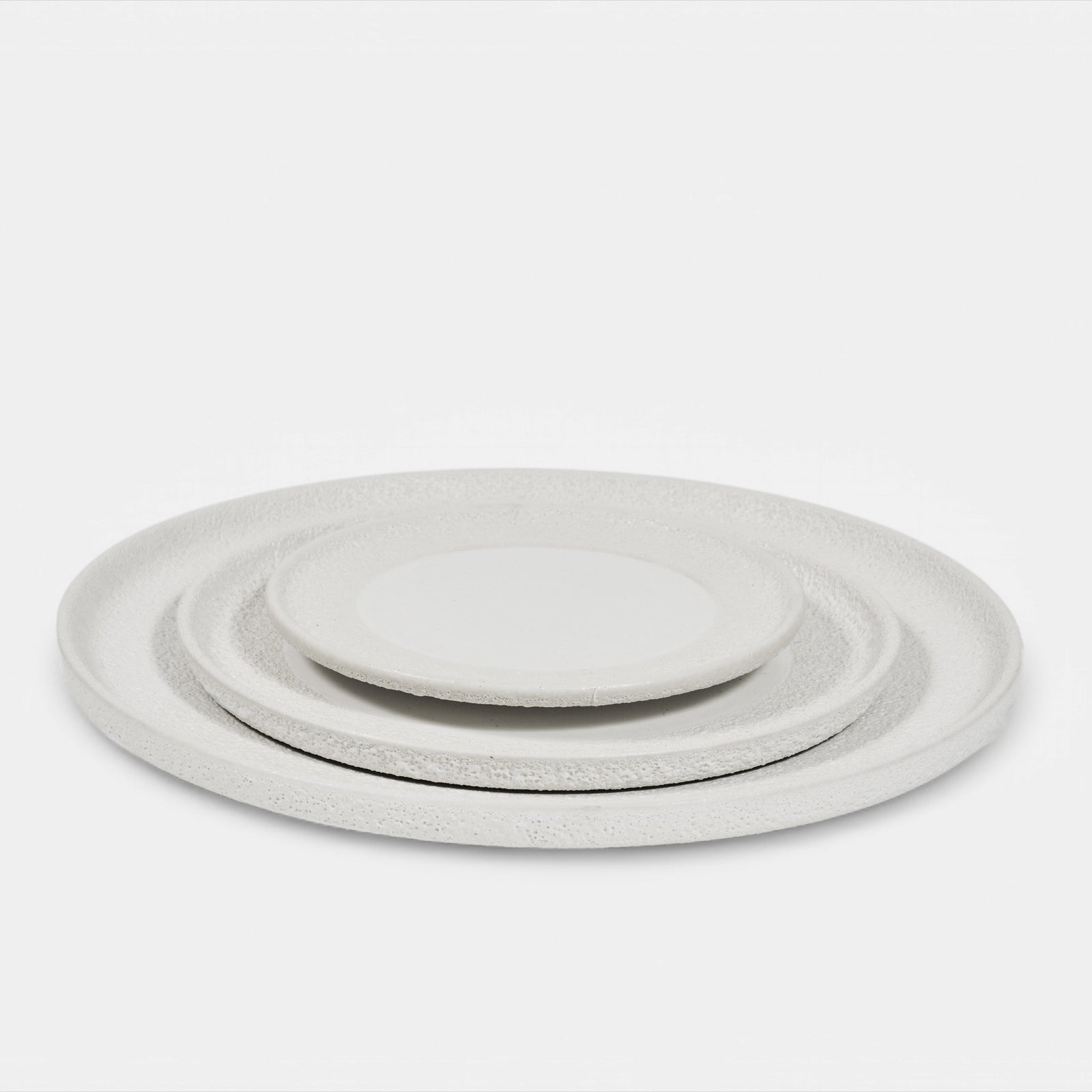 White Vulcanic Plate - Small trim - S