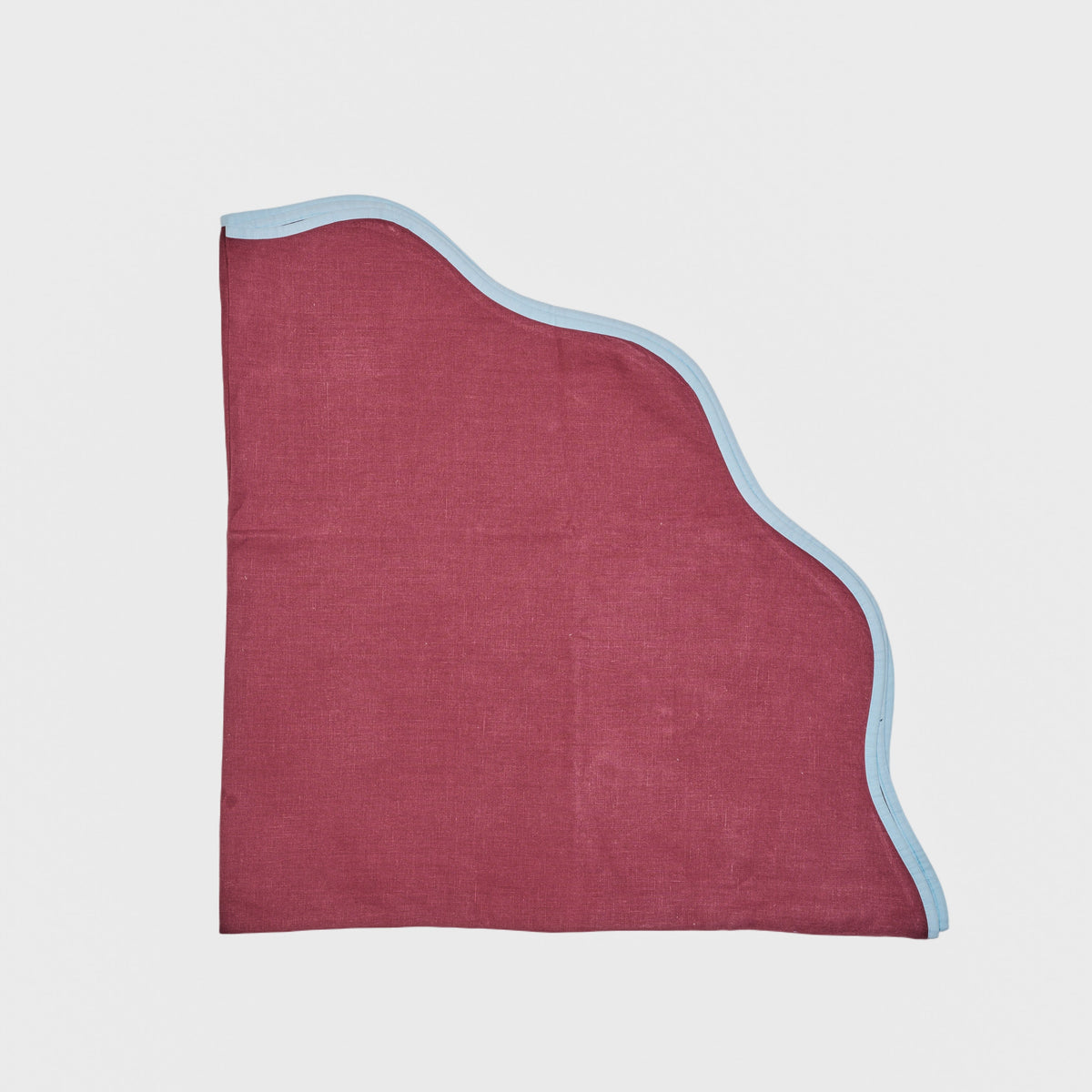 Bordeaux/Light blue Scalloped Tablecloth