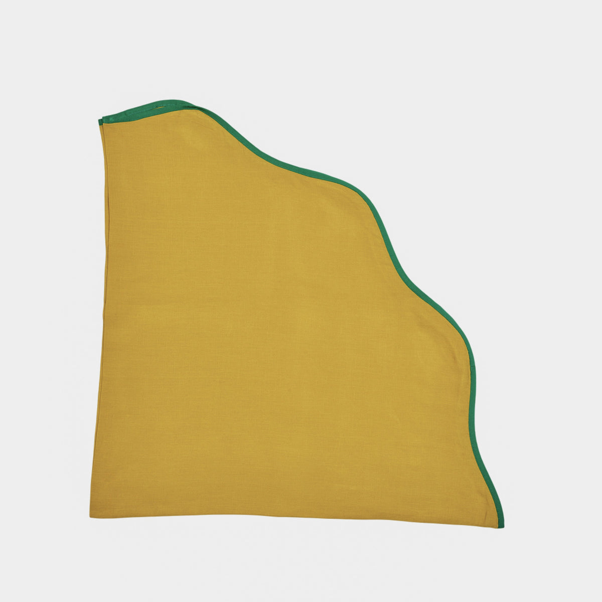 Yellow/Dark green Scalloped Tablecloth