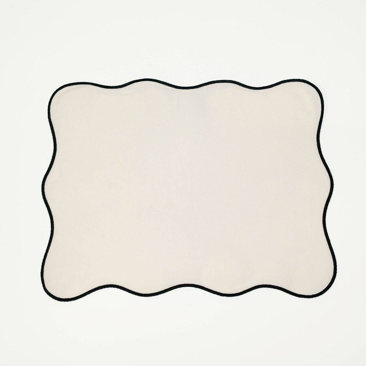 White/Black Scalloped Napkin