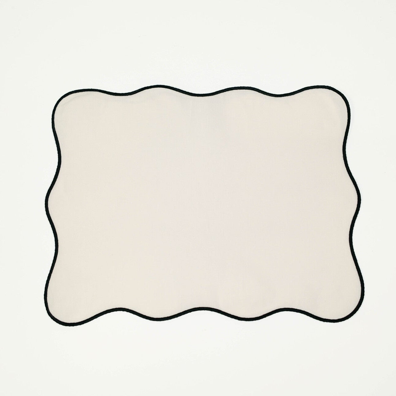 White/Black Scalloped Napkin
